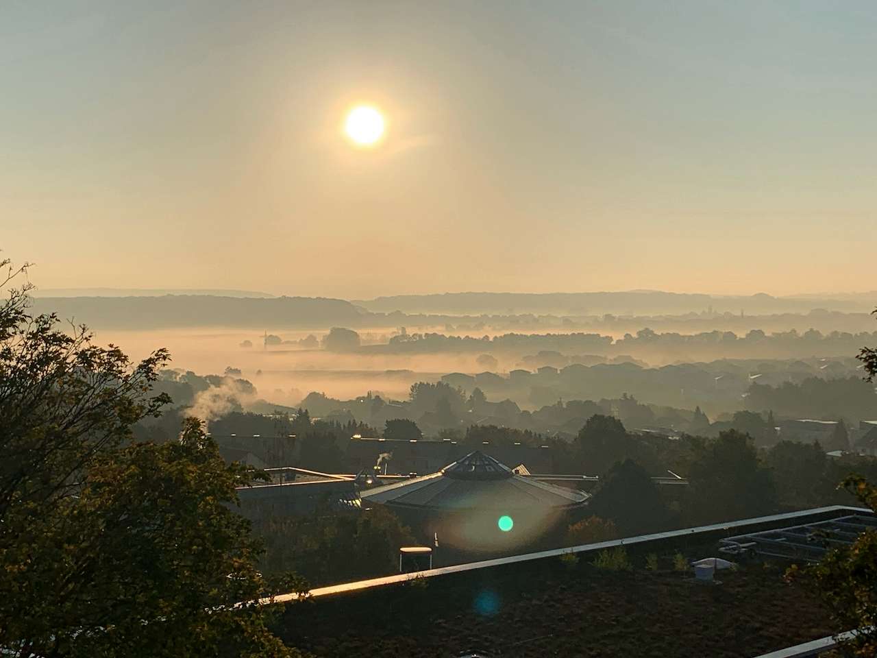 Bitburg morgens im Herbst