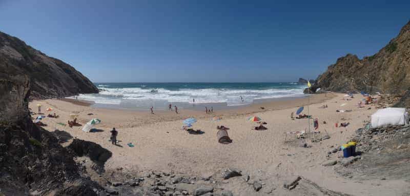 08_08_02_praia_nudista_de_odeceixe_