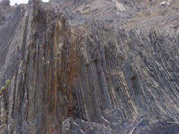 Odeceixe - Felsen am kleinen Strand