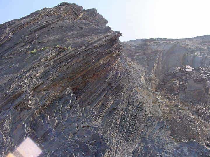 Odeceixe - Felsgestein am kleinen Strand