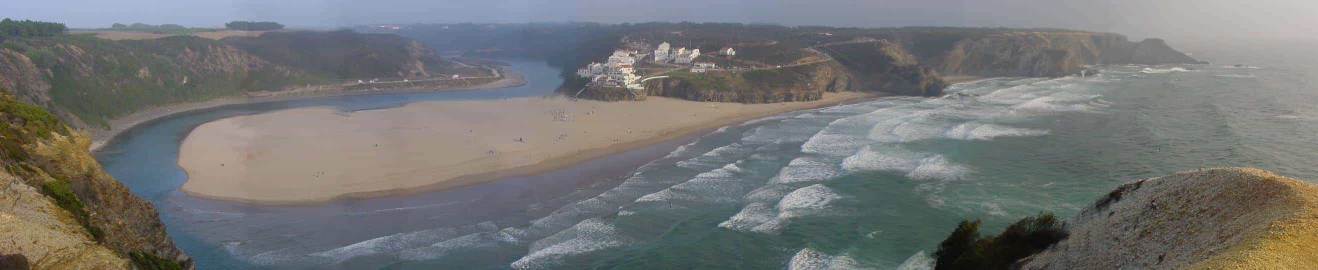 Odeceixe - Strand Panoramafoto, oben vom Felsen runter gesehen